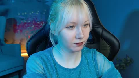 nancymartinez online show from 12/20/24, 01:11