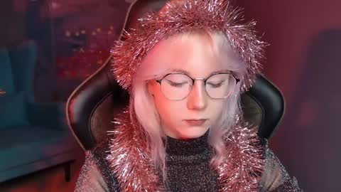 nancymartinez online show from 12/24/24, 08:22