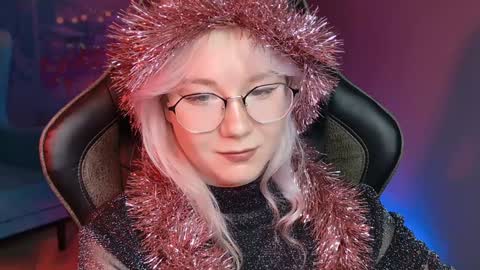 nancymartinez online show from 12/24/24, 11:28