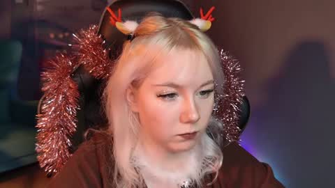 nancymartinez online show from 12/25/24, 07:13