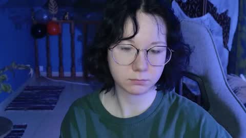 nancymartinez online show from 10/24/25, 05:15