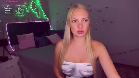 NancySummer online show from 07/25/26, 10:02