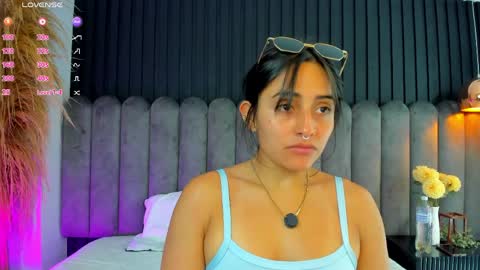 Snapshot of nanda_vixen_ chatting on 03/30/26, 03:07 Nanda online show from 03/30/26, 03:07