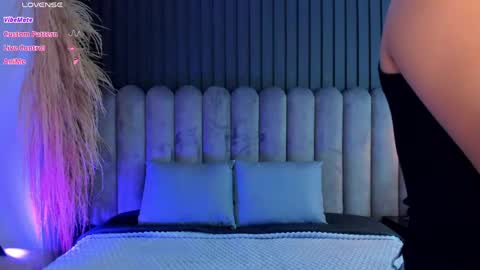 Snapshot of nanda_vixen_ chatting on 05/07/26, 11:10 Nanda online show from 05/07/26, 11:10