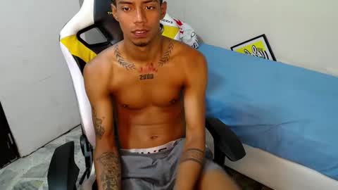 Snapshot of nando_col chatting on 10/30/25, 11:22 nando_col online show from 10/30/25, 11:22