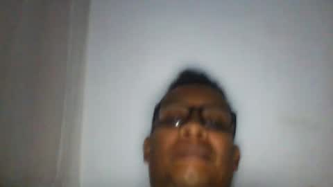 Nando Rincon online show from 12/17/25, 04:07