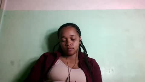 nandrianina416143 online show from 06/09/26, 05:30