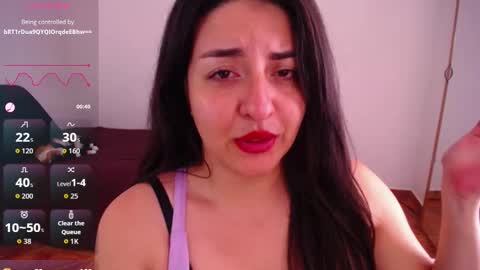 Snapshot of nani_gutierrez chatting on 12/14/25, 06:45 Nani online show from 12/14/25, 06:45