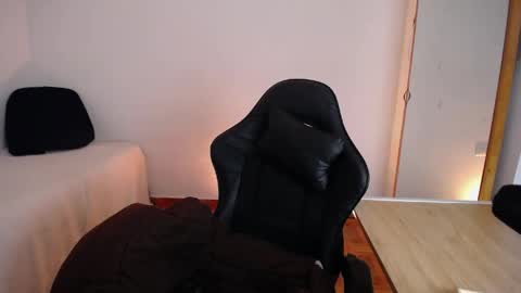 Nani online show from 05/19/26, 02:07