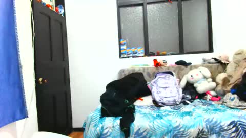 nanilux_1 online show from 10/21/25, 12:44