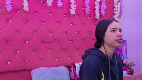 nanis james21 online show from 11/08/25, 03:07