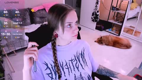 Snapshot of nanitamoore chatting on 01/06/25, 11:18 Monday-Friday 12-4 AM and 6-9 AM New York time online show from 01/06/25, 11:18