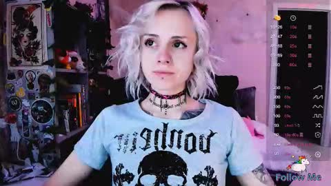 Snapshot of nanitamoore chatting on 10/10/25, 08:41 Monday-Friday 12-4 AM and 6-9 AM New York time online show from 10/10/25, 08:41