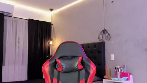 Naomi Blair online show from 07/10/26, 03:33