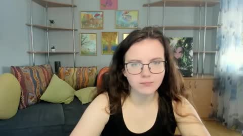 Snapshot of naomi_di chatting on 06/02/26, 06:26 naomi_di online show from 06/02/26, 06:26