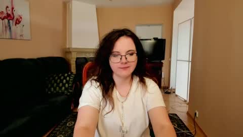 naomi_di online show from 06/15/26, 01:24