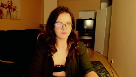 naomi_di online show from 06/27/26, 07:41