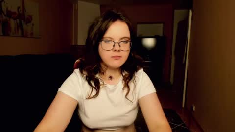 naomi_di online show from 07/08/26, 08:24
