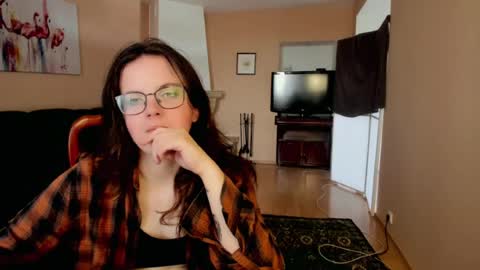 naomi_di online show from 07/14/26, 09:03