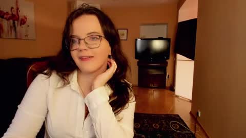 naomi_di online show from 07/20/26, 05:04