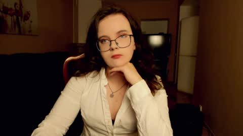 naomi_di online show from 07/25/26, 06:38