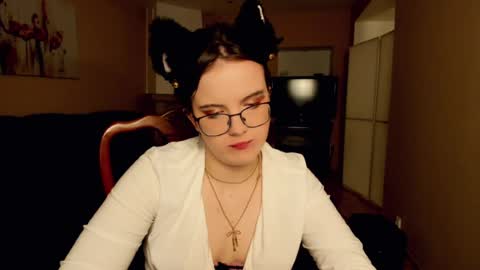 naomi_di online show from 07/28/26, 06:42