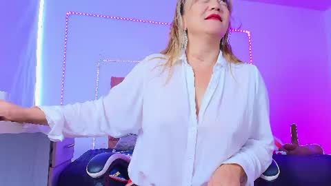 Naomi online show from 06/16/26, 11:24