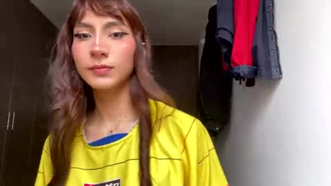  Naomi  online show from 07/04/26, 05:30