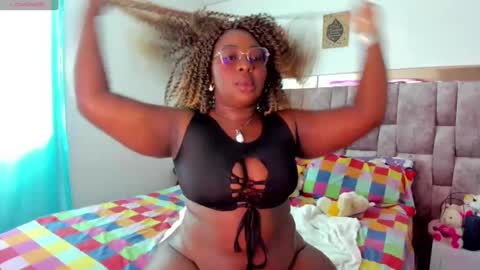 Nathalia King online show from 12/14/24, 03:36