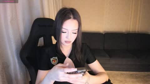 Snapshot of naomi_san chatting on 01/09/25, 09:16 Naomi online show from 01/09/25, 09:16