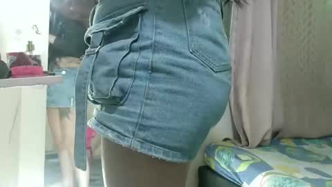 Mia online show from 01/24/25, 03:11