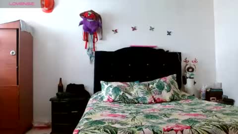 Naomi online show from 06/18/26, 07:07