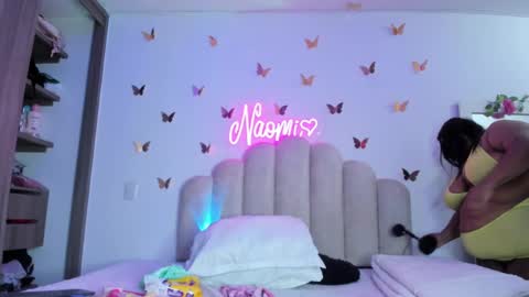    online show from 10/01/25, 11:44