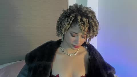 naomidawson online show from 12/20/25, 11:45