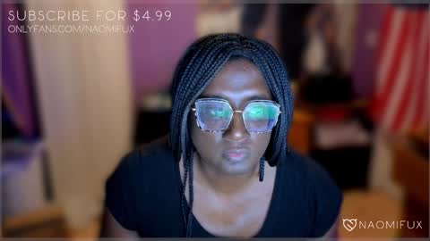 Snapshot of naomifux chatting on 01/04/25, 09:32 Naomi online show from 01/04/25, 09:32