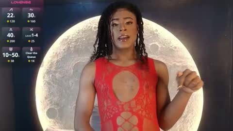 Snapshot of naomiqueents chatting on 12/15/25, 12:53 Naomi Qeents online show from 12/15/25, 12:53