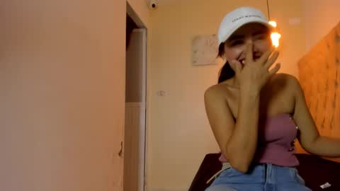 Snapshot of naomis_35 chatting on 03/04/26, 07:53 naomis_35 online show from 03/04/26, 07:53