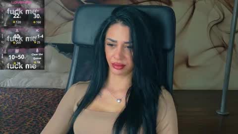 Snapshot of naomiscarlett chatting on 11/18/25, 09:25 NaomiScarlett online show from 11/18/25, 09:25