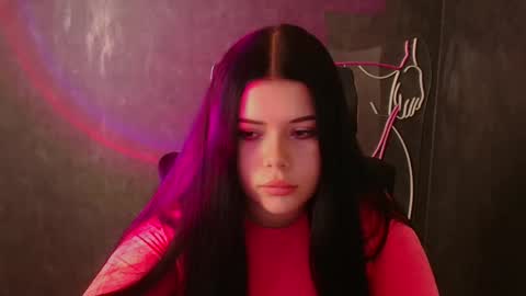 Snapshot of naomivibes chatting on 09/29/25, 11:15 Naomi online show from 09/29/25, 11:15