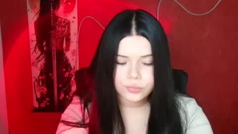 Snapshot of naomivibes chatting on 10/17/25, 07:16 Naomi online show from 10/17/25, 07:16