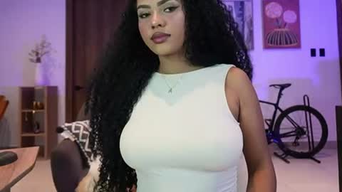 Naomi     online show from 06/14/26, 04:14