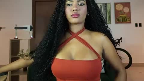 Naomi     online show from 06/26/26, 01:43