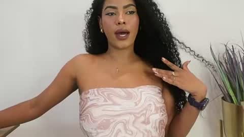 Naomi     online show from 07/13/26, 04:04