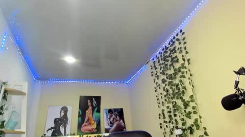 naomy online show from 12/09/24, 07:29