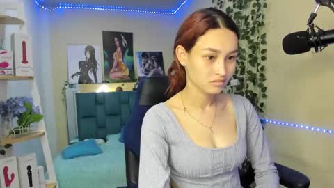 naomy online show from 01/03/25, 07:18