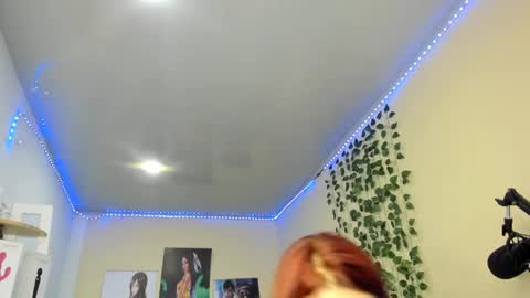naomy online show from 01/08/25, 10:48
