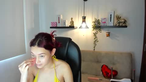 naomy online show from 05/17/26, 08:38