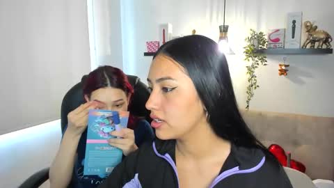 naomy online show from 06/01/26, 02:52