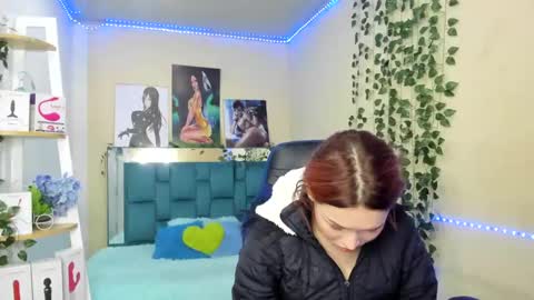 naomy online show from 02/09/25, 03:12
