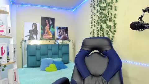 naomy online show from 02/16/25, 10:32